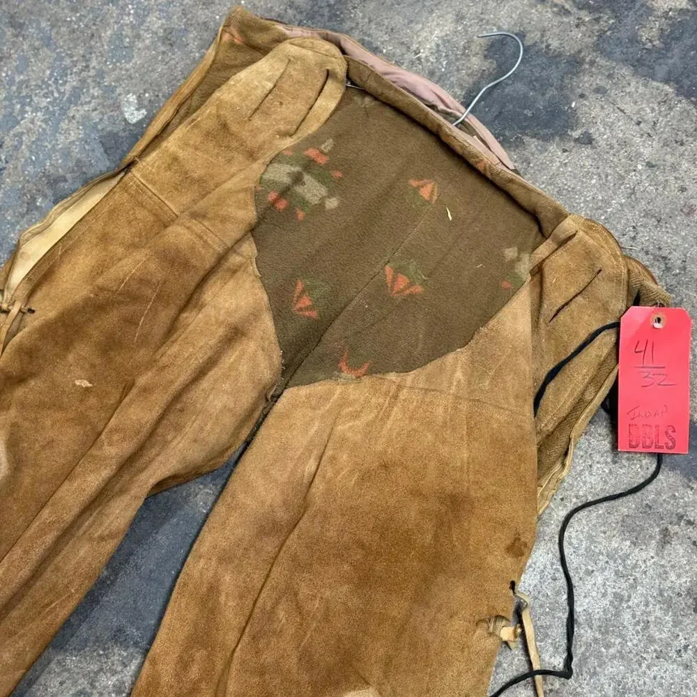 Vintage 1940s/50s Genuine Suede Fringed Western "Indian" Costume Trousers - Picture 3 of 6